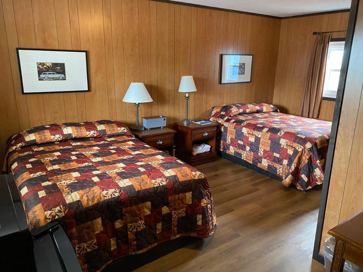 Scotty'S Motel Munising Exterior photo